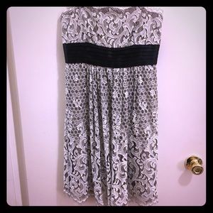 BCBGMAXAZRIA Strapless lace cocktail dress